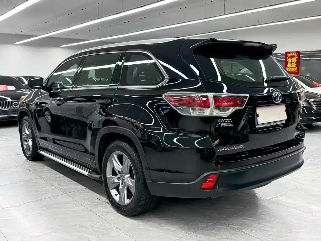 Toyota Highlander 2017 — фото 4