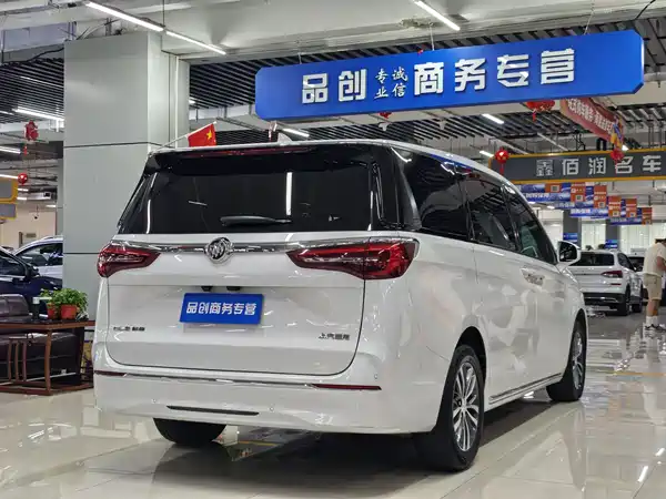 Buick GL8 2024