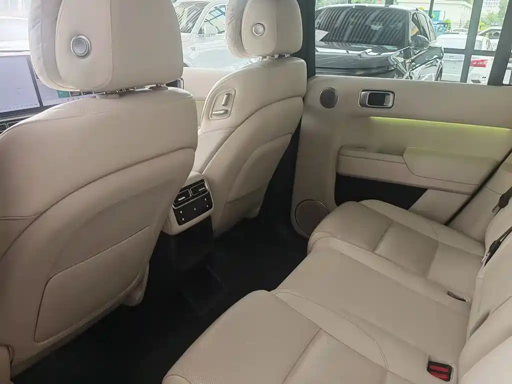 Li Auto Li L7 2026