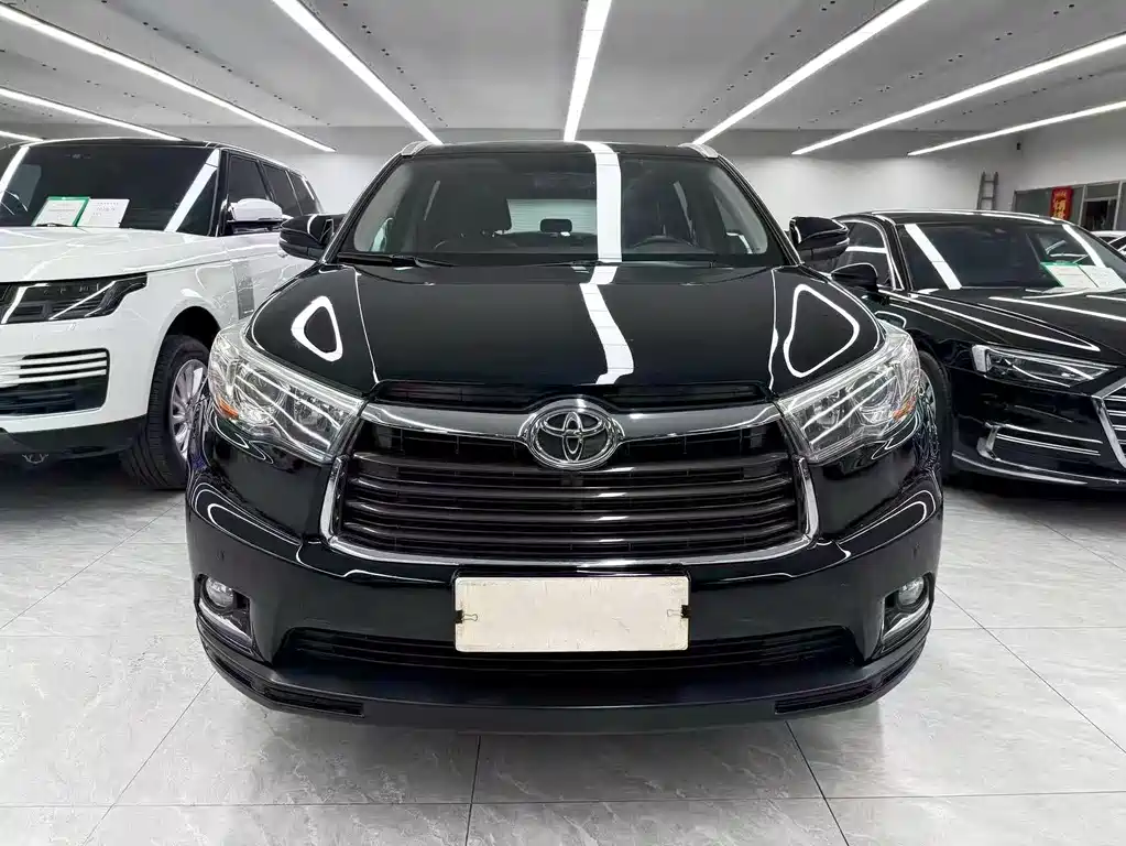 Toyota Highlander 2017 — фото 2