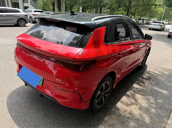 BYD e2 2021