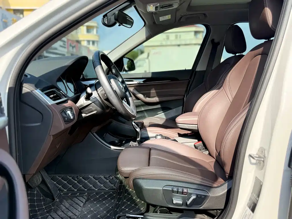 BMW X1 2021 — фото 18