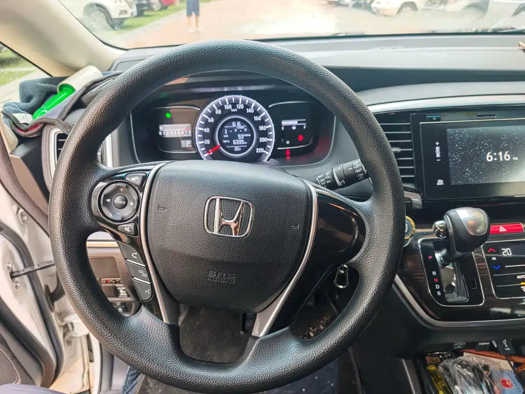 Honda Odyssey 2019 — фото 10