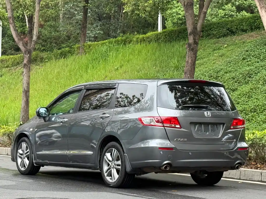 Honda Odyssey 2011 — фото 4