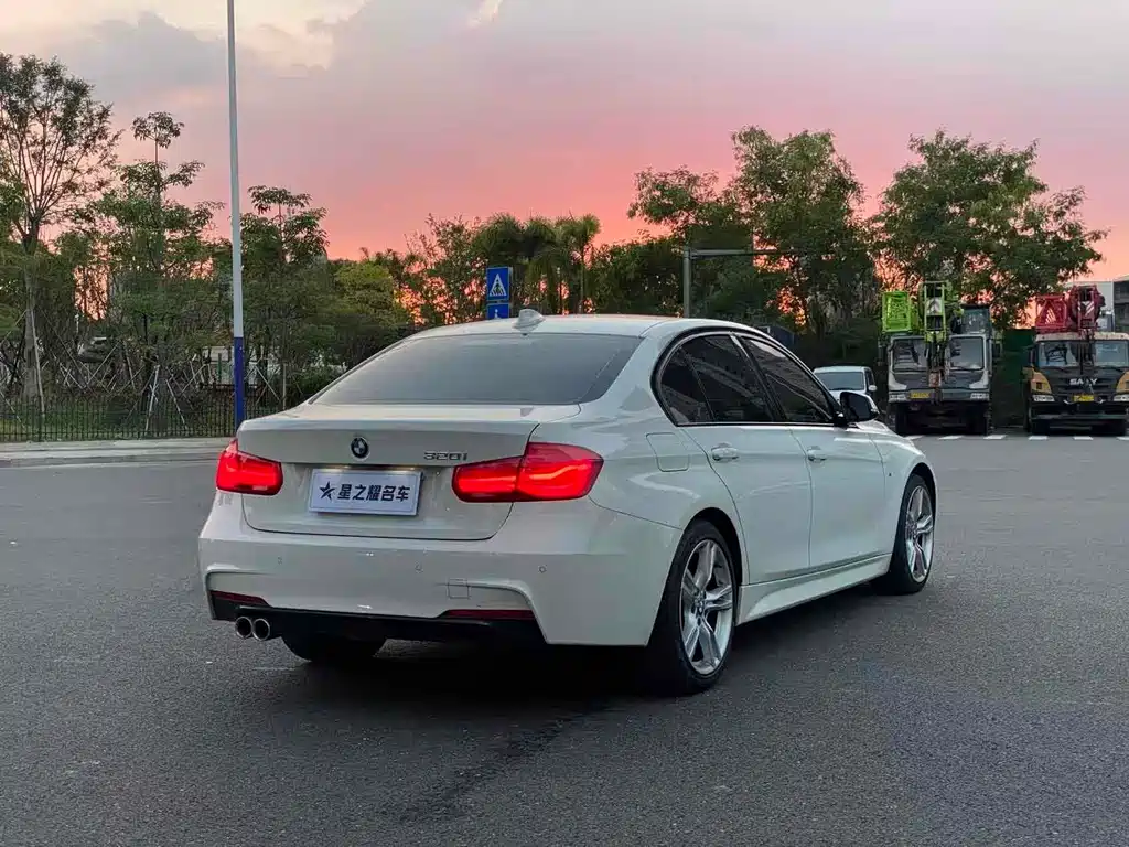 BMW 3 Series 2019