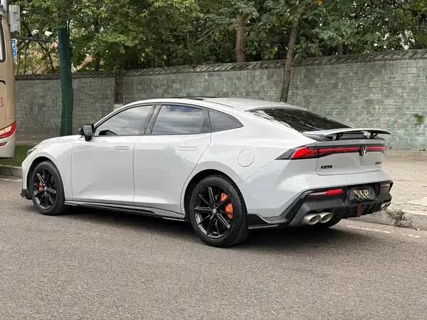 Changan UNI-V 2022