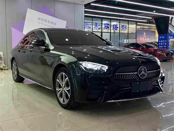 Mercedes-Benz E-Class 2023