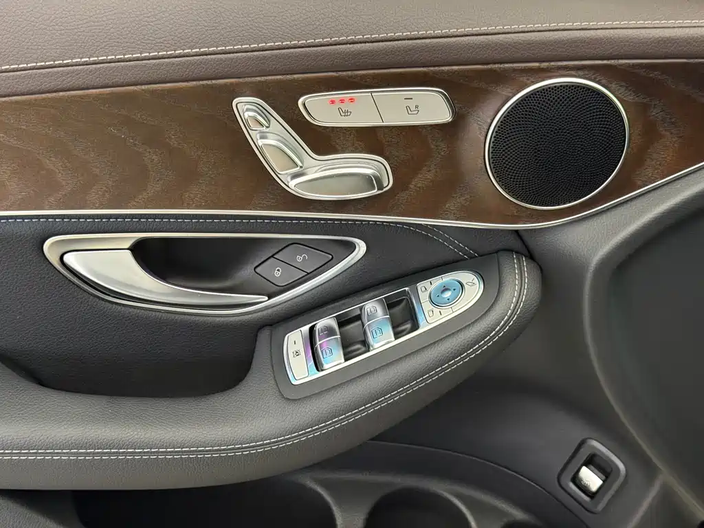 Mercedes-Benz GLC 2020