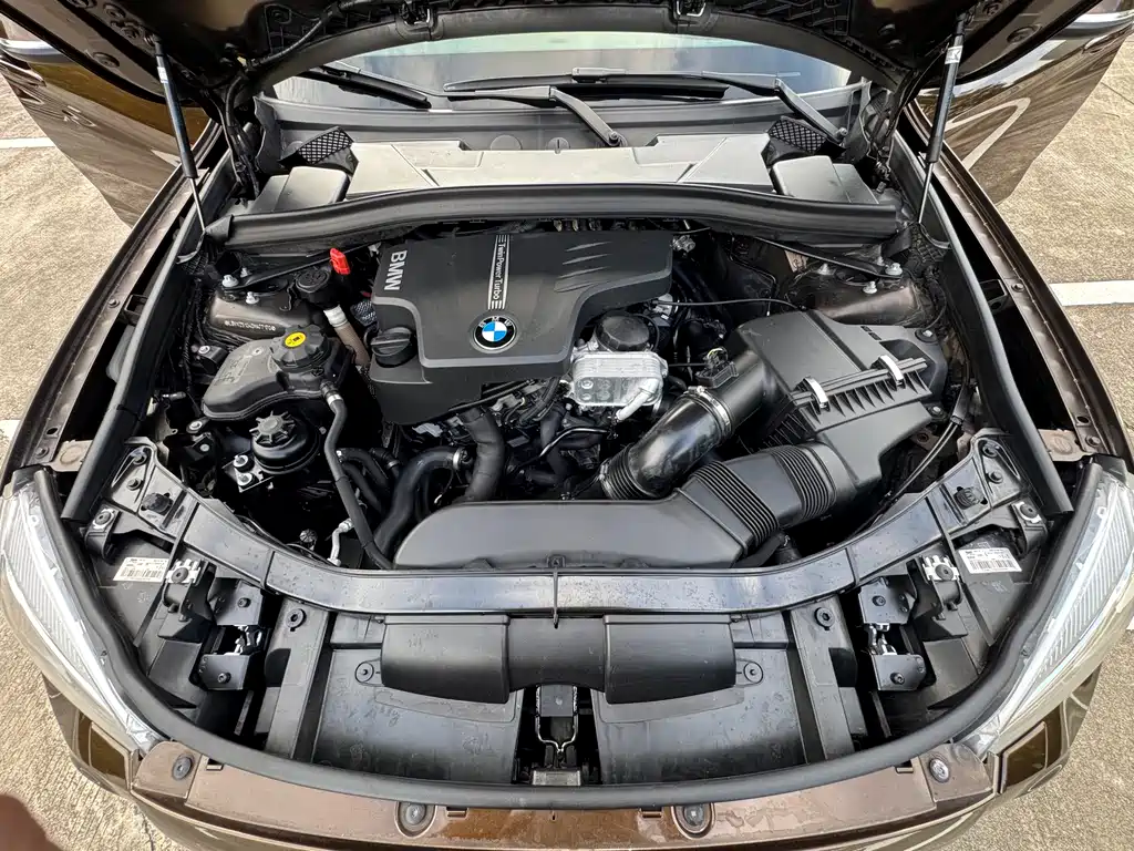 BMW X1 2013 — фото 18