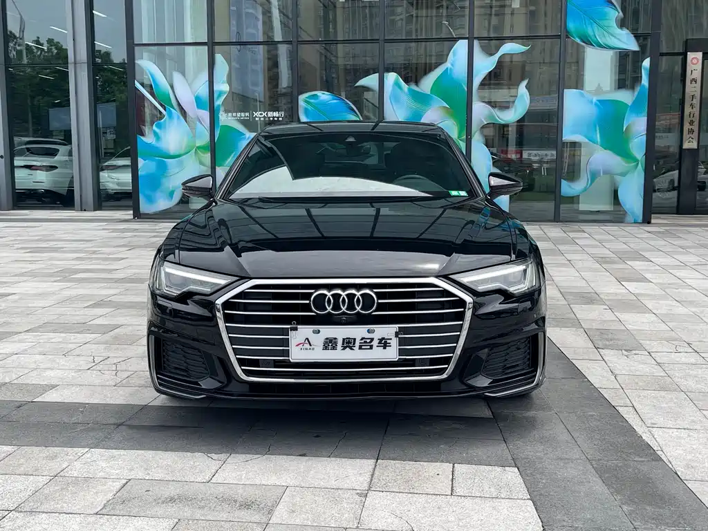 Audi A6L 2022