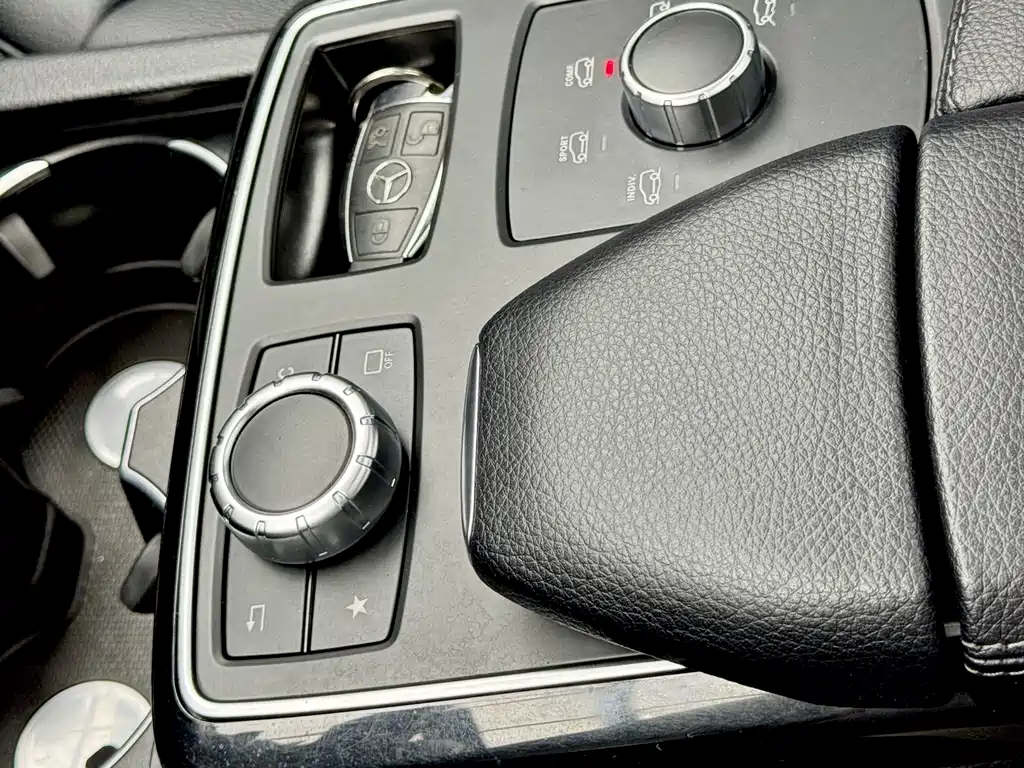 Mercedes-Benz GLE 2018 — фото 11