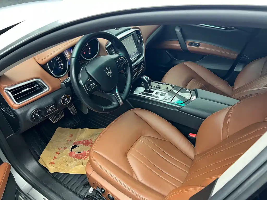 Maserati Ghibli 2017 — фото 2