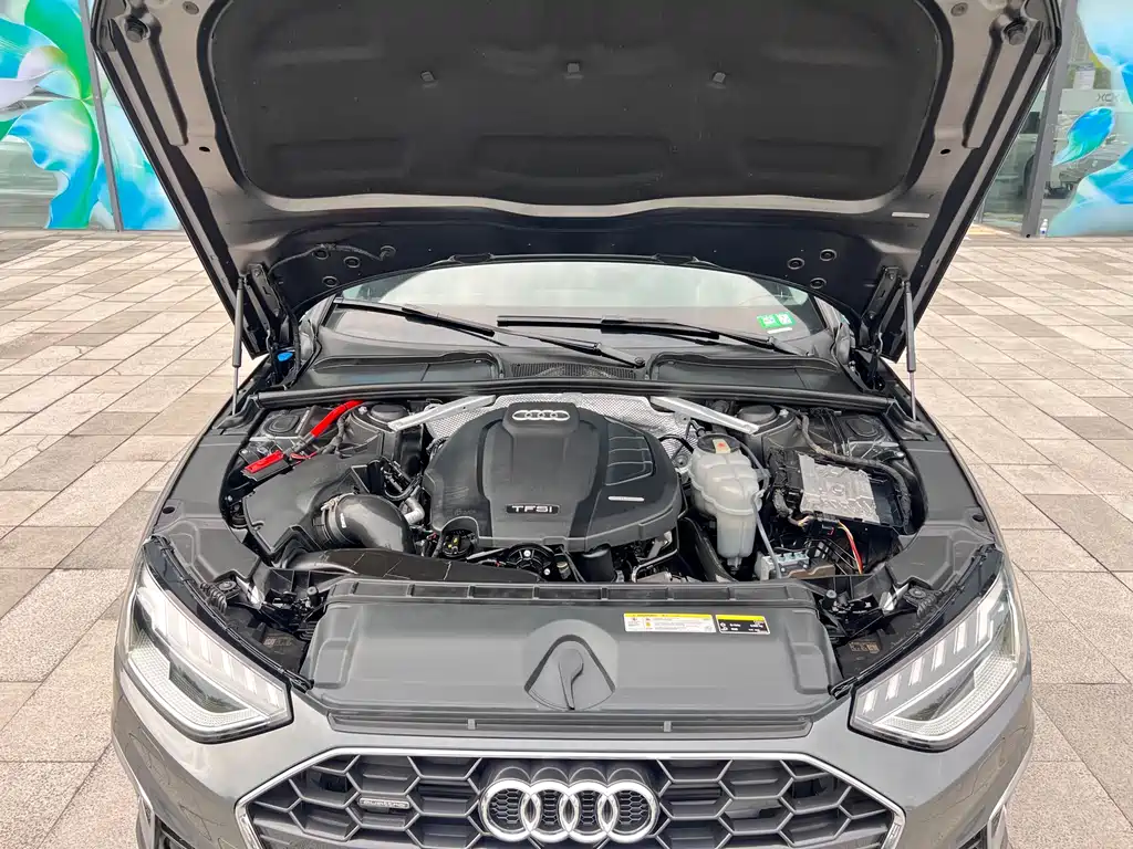 Audi A4L 2020 — фото 30