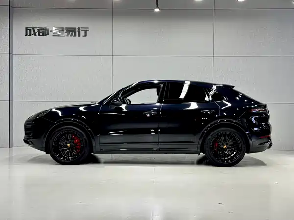 Porsche Cayenne 2023