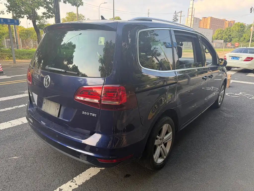Volkswagen Sharan 2018 — фото 7