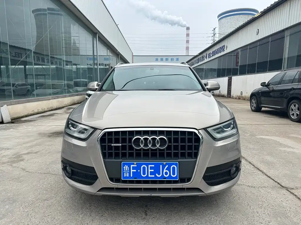 Audi Q3 2014 — фото 1