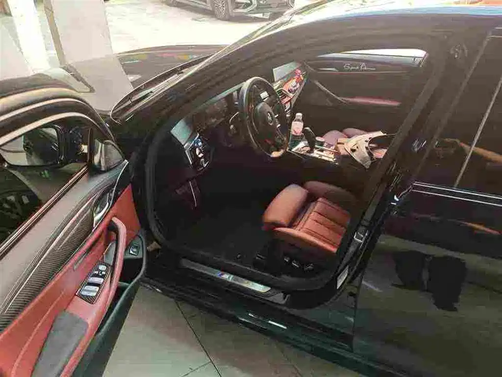 BMW 5 Series 2021