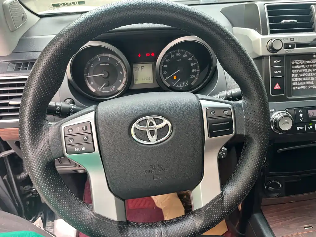 Toyota Prado 2017 — фото 16