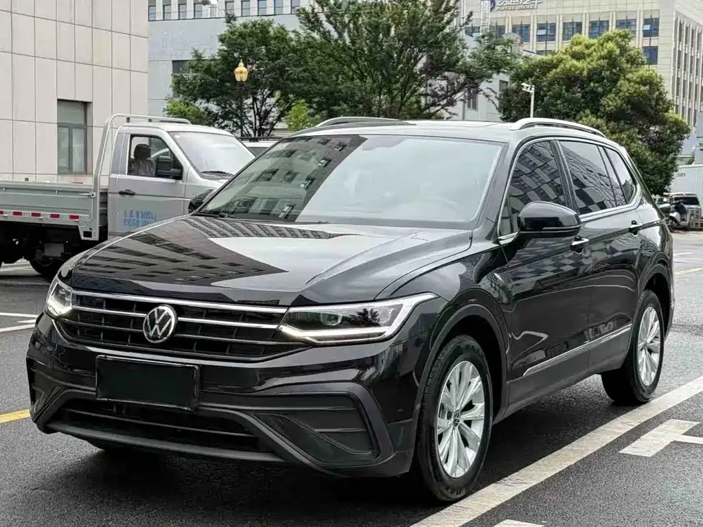 Volkswagen Tiguan L 2024