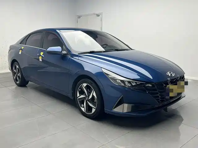 Hyundai Elantra 2021
