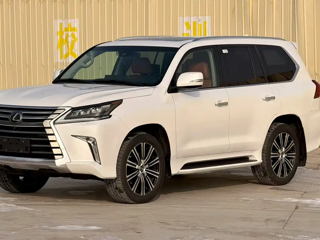 Lexus LX 2020