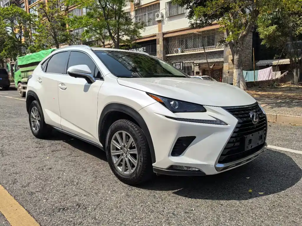 Lexus NX 2019 — фото 3