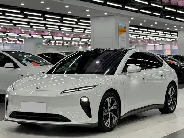 NIO ET5 2023