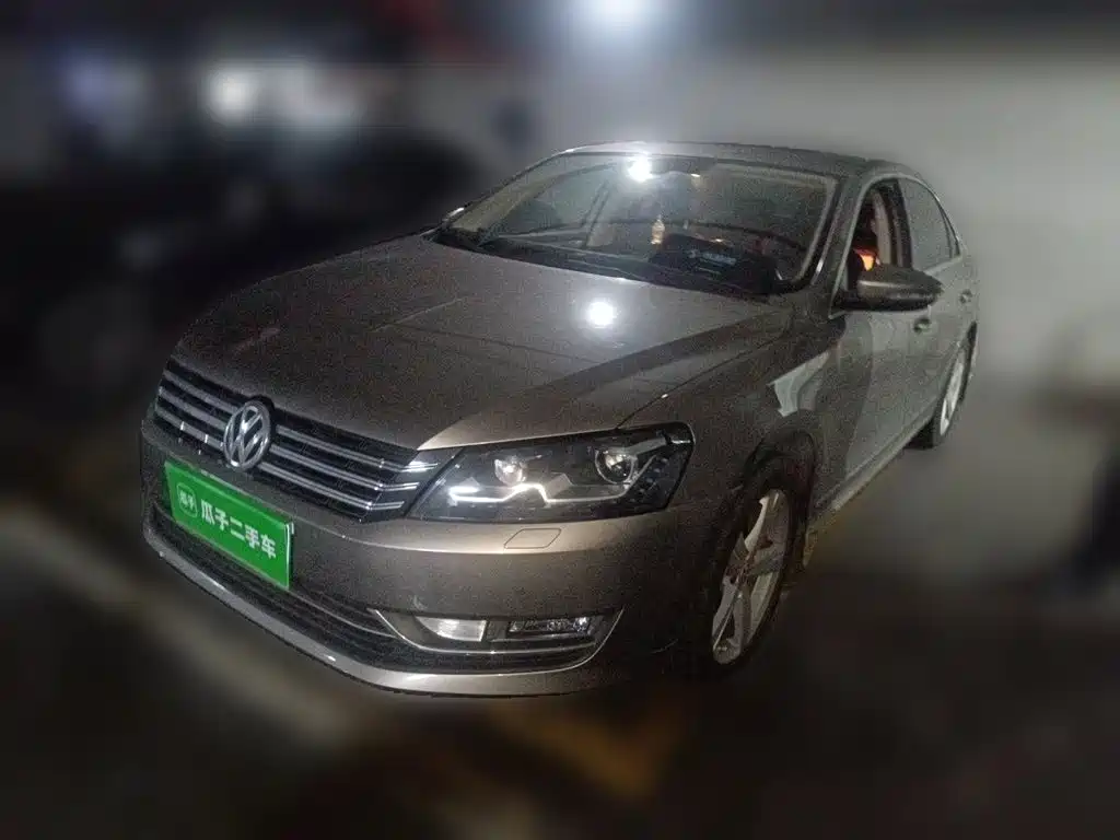 Volkswagen Passat 2015 — фото 1