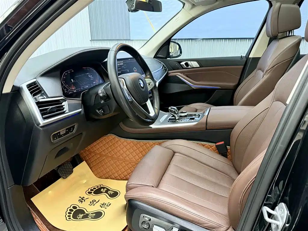 BMW X7 2022 — фото 13