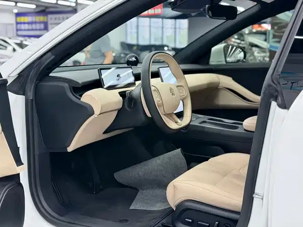 NIO ET5 2023
