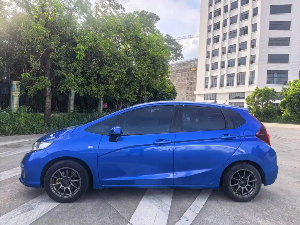 Honda Fit 2018 — фото 8