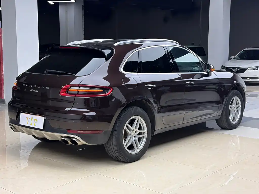 Porsche Macan 2018 — фото 6