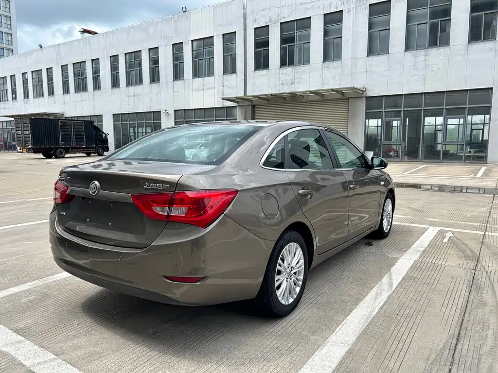 Buick Excelle 2015