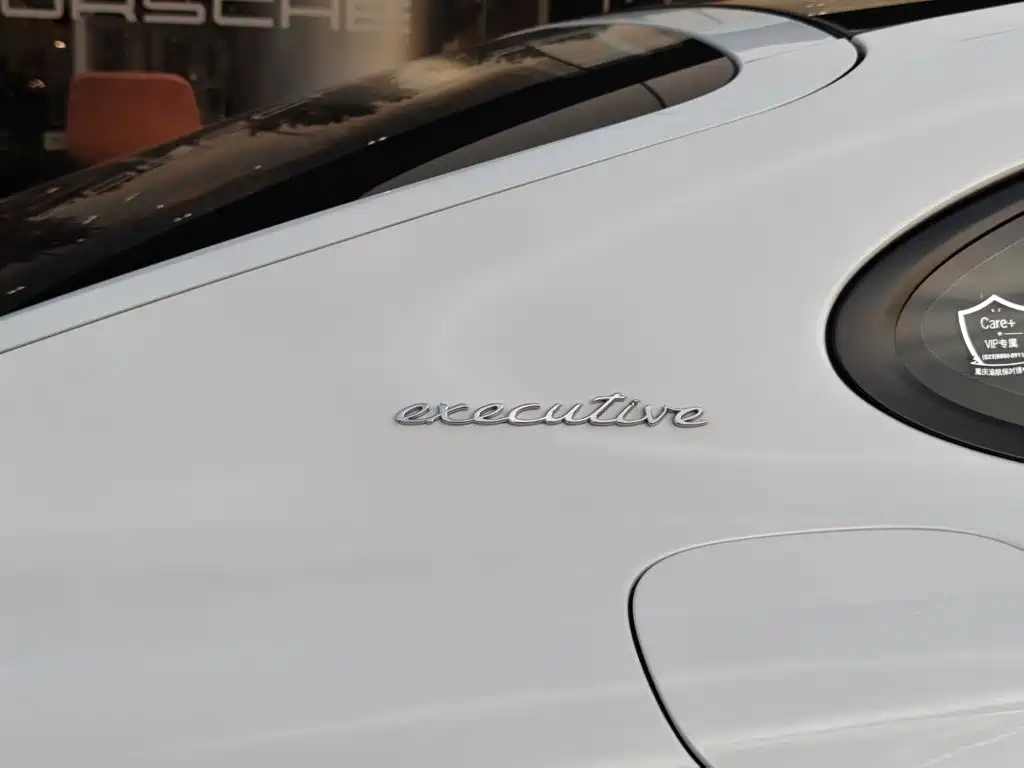 Porsche Panamera 2023 — фото 18