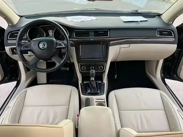 Skoda Superb 2014