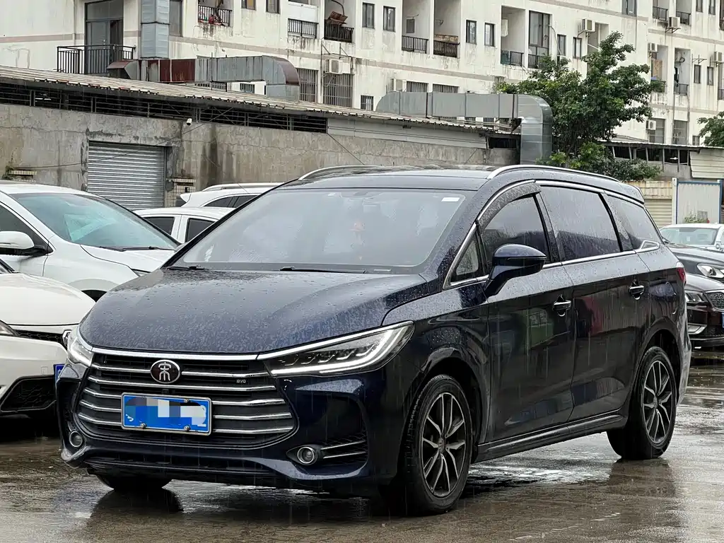 BYD Song MAX 2018 — фото 1