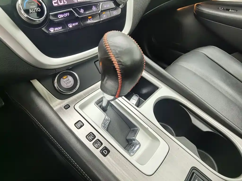 Nissan Murano 2018 — фото 13