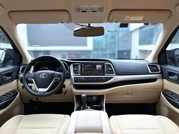 Toyota Highlander 2019