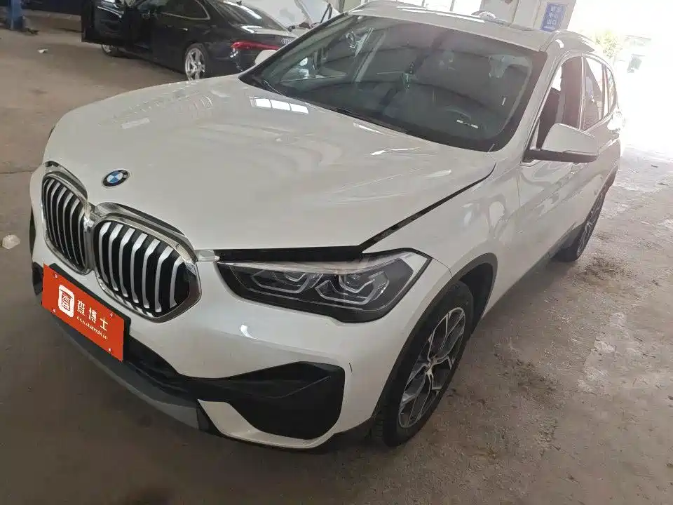 BMW X1 2023 — фото 1