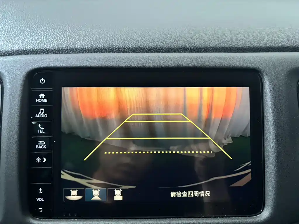 Honda Vezel 2022 — фото 16
