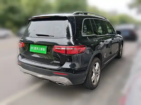 Mercedes-Benz GLB 2021