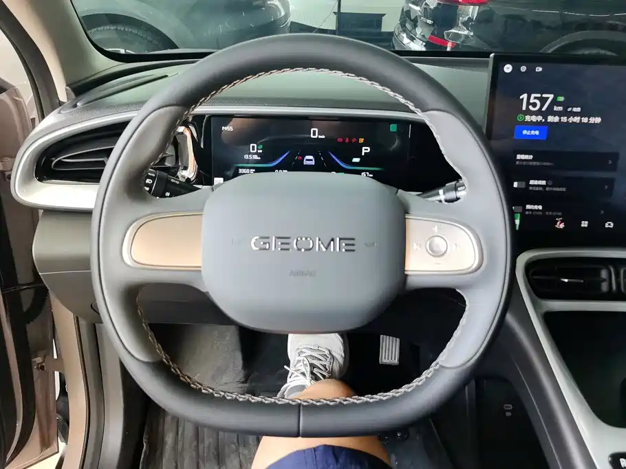 Geely Galaxy Starwish 2026 — фото 15
