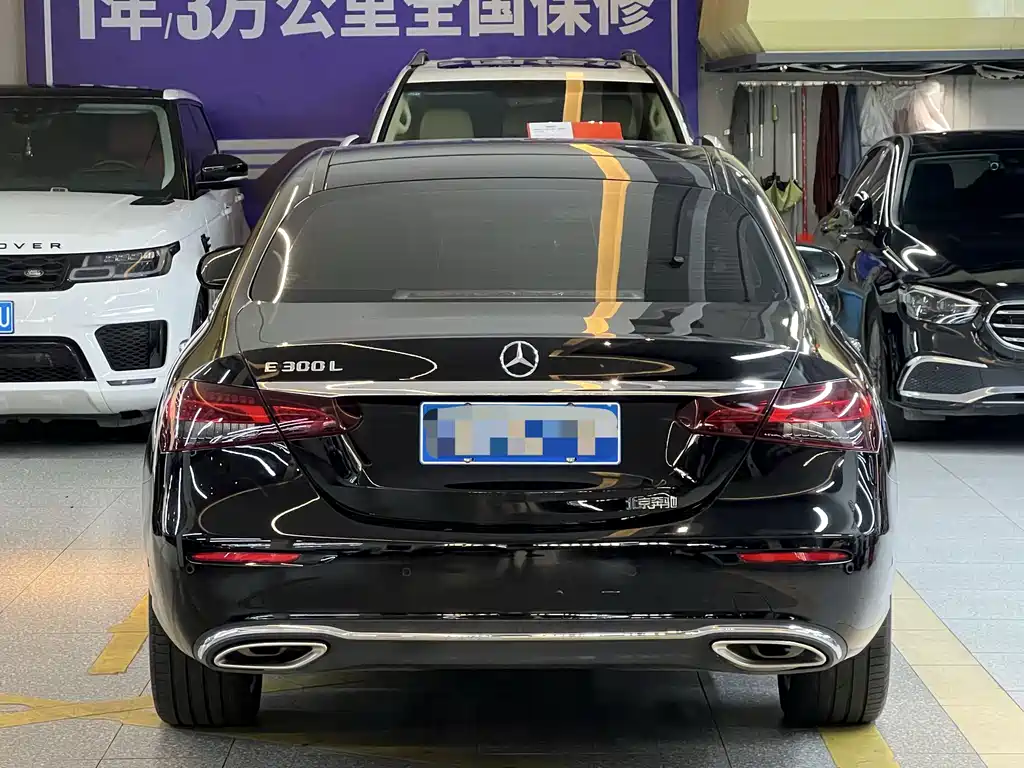 Mercedes-Benz E-Class 2022