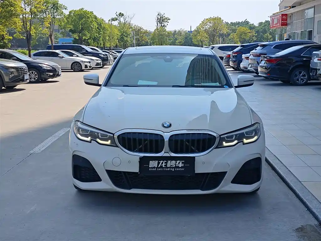 BMW 3 Series 2021