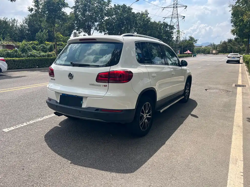 Volkswagen Tiguan 2015 — фото 5