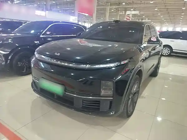 Li Auto L7 2025