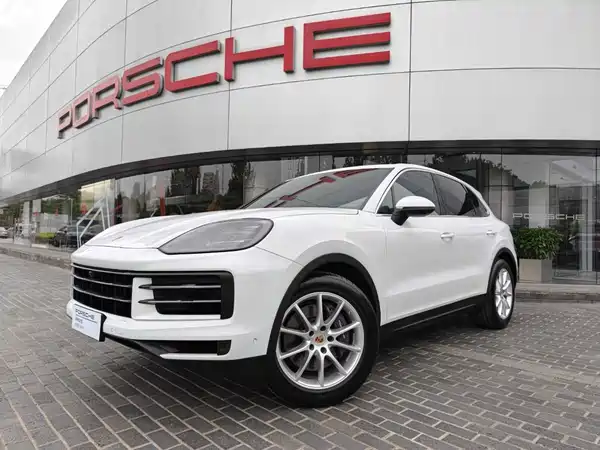 Porsche Cayenne 2024