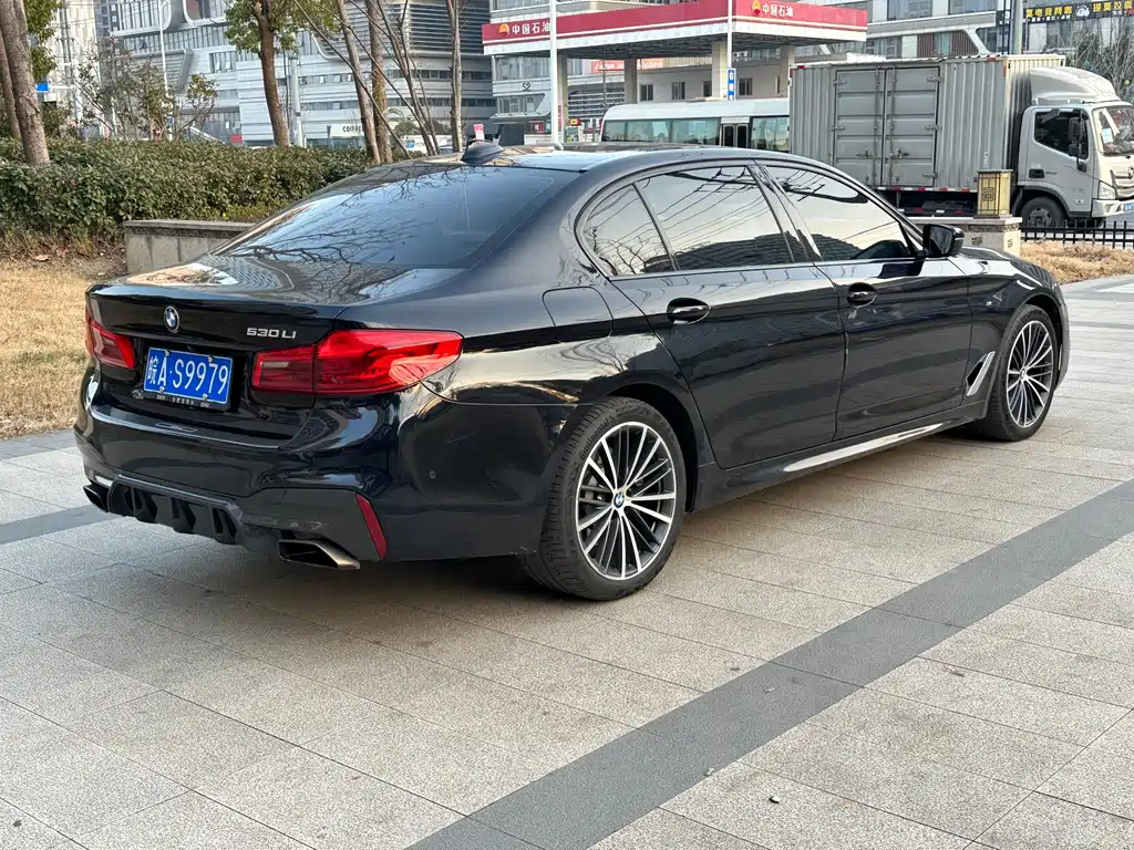 BMW 5 Series 2020