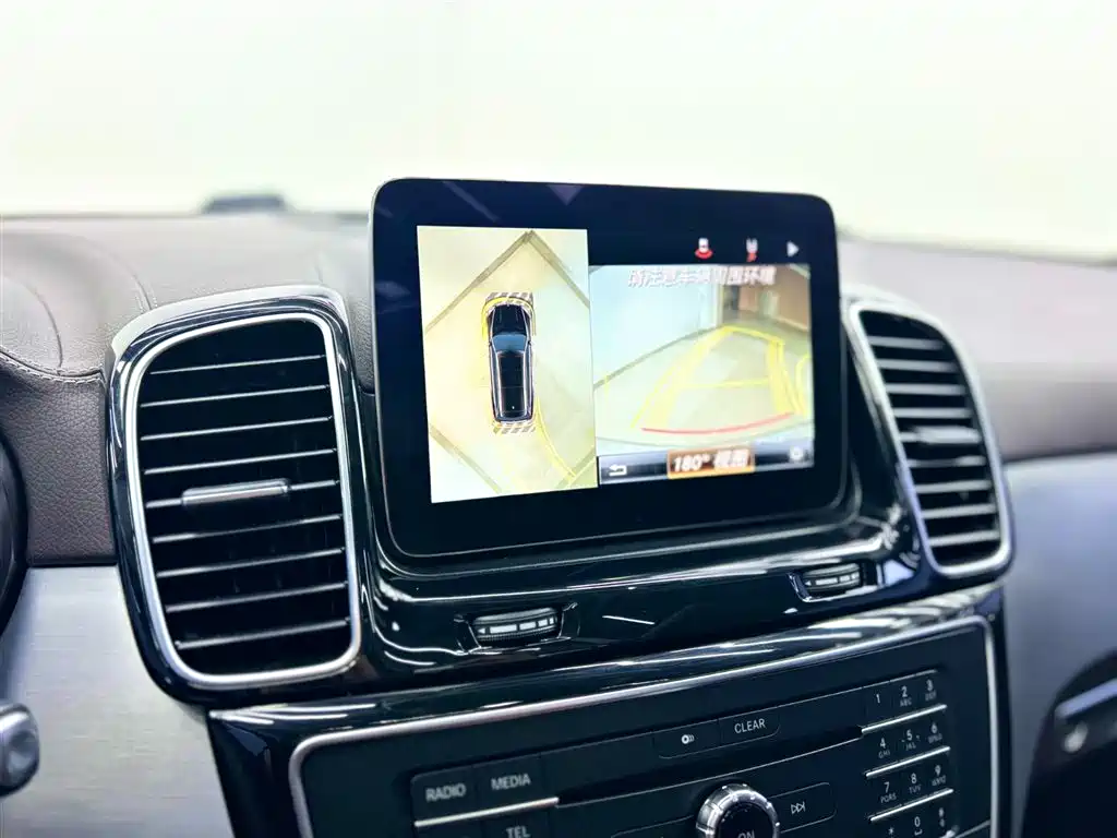 Mercedes-Benz GLS 2016 — фото 13