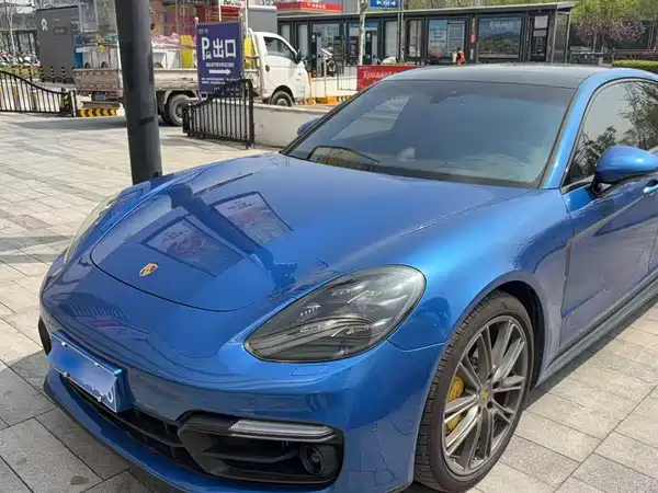 Porsche Panamera 2019